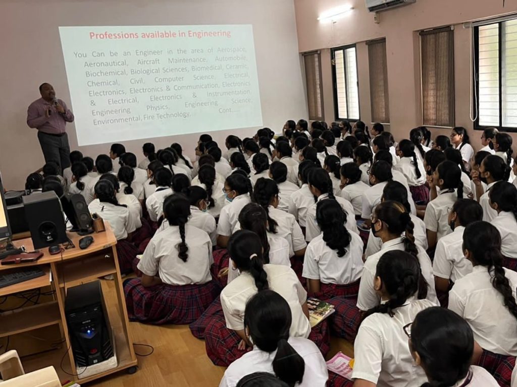 Mr. Mohit Mangal addressing Students of Little Flower School (Ahmedabad)
